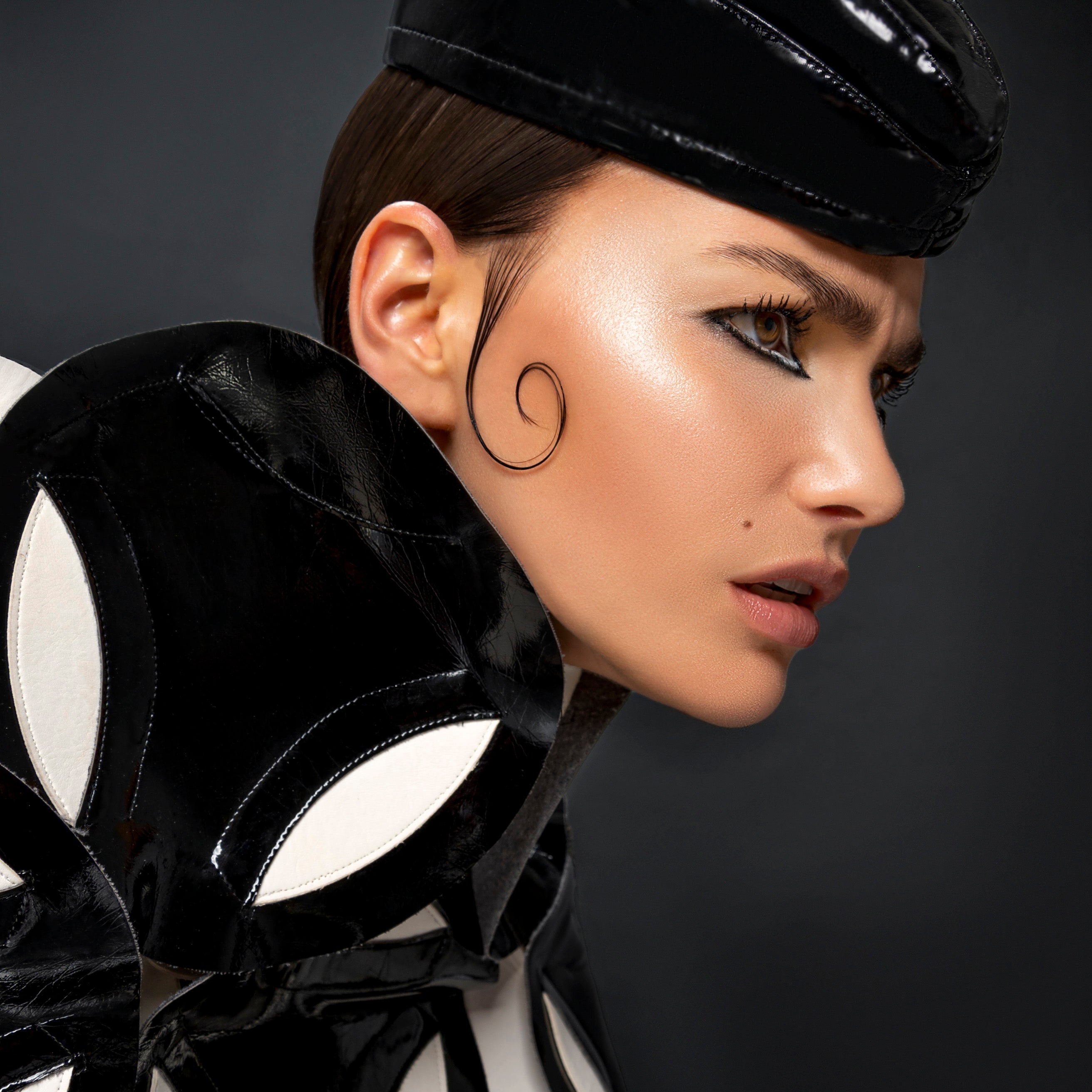 L'OFFICIEL // SEPTEMBER 2022