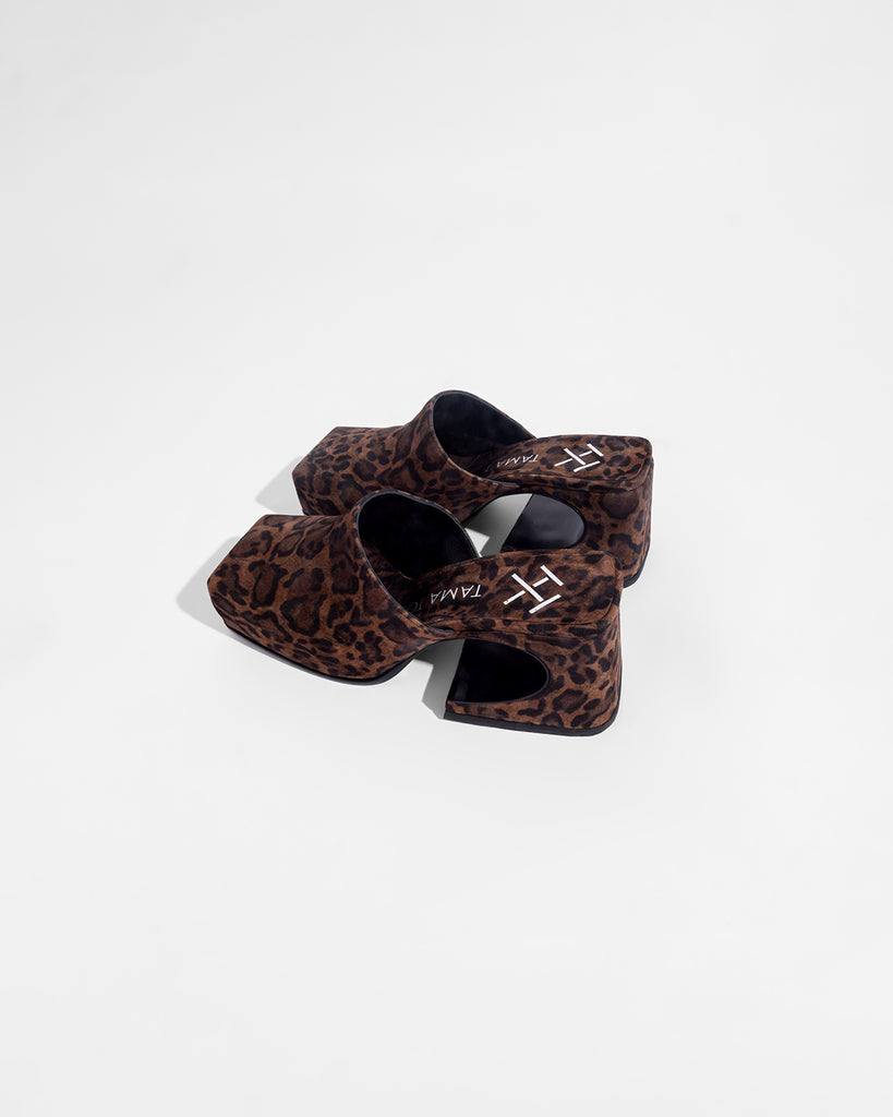 THE LEOPARD SASSY MULE