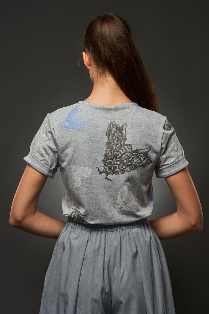 T-Shirt Moths Gray
