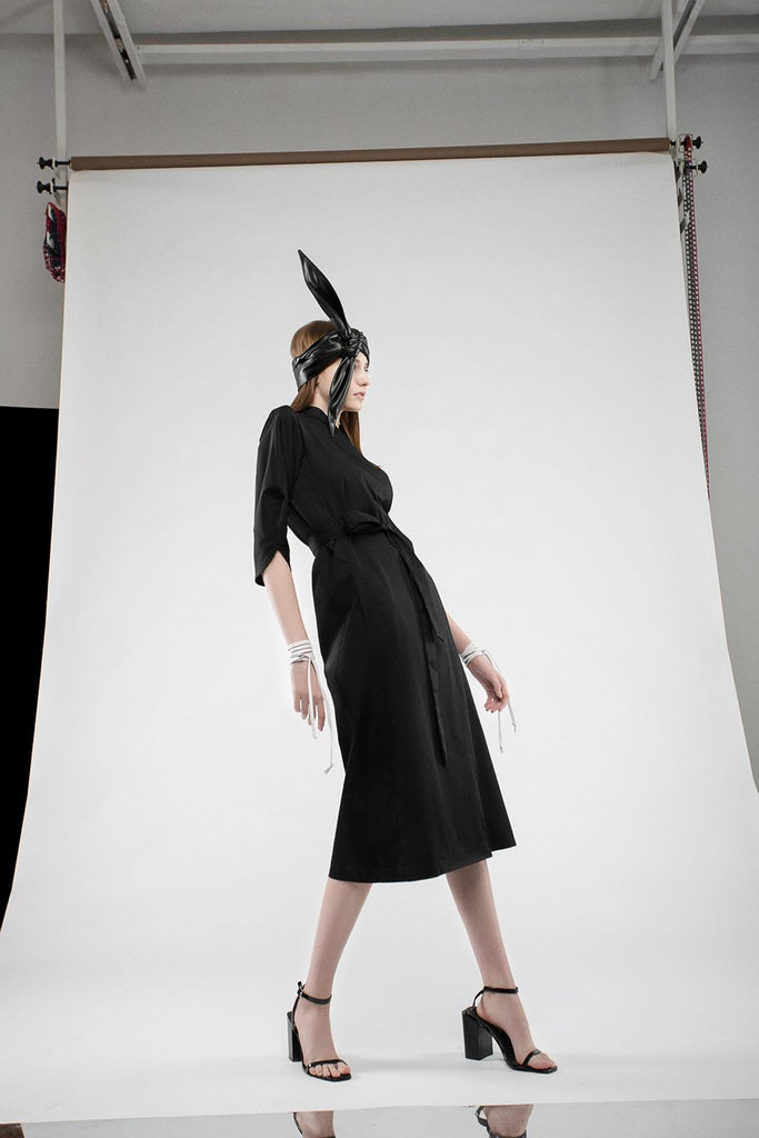 Designer Wrap Midi Dress Black