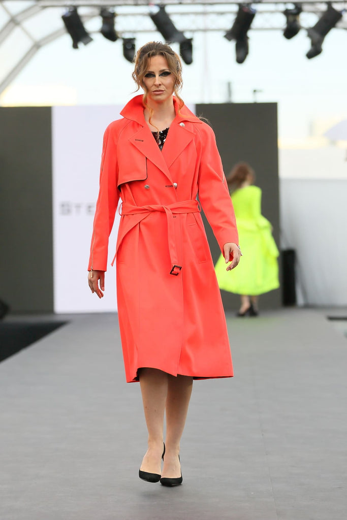 Trench Neon