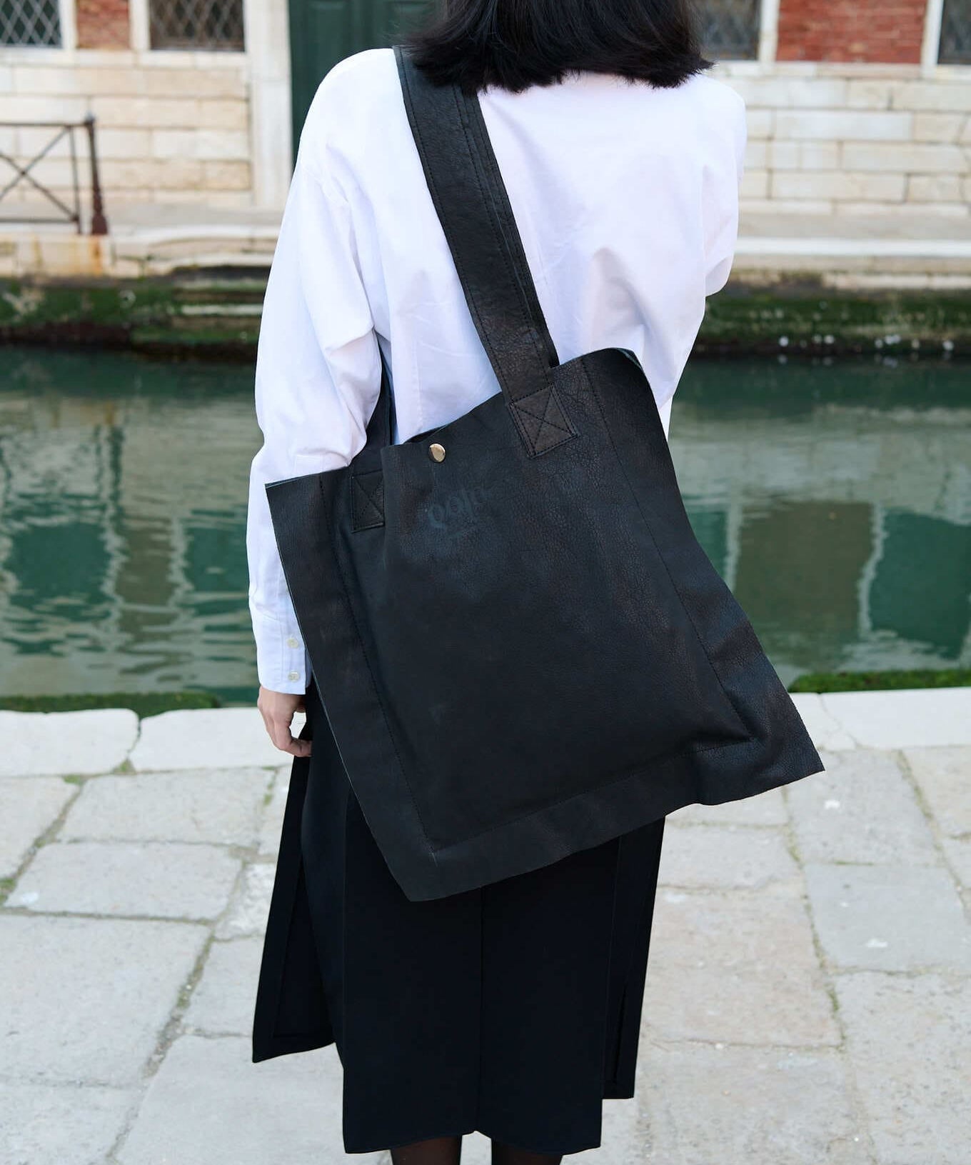 AMY TOTE - Studio183