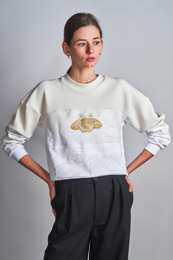Sweatshirt Moths Cream