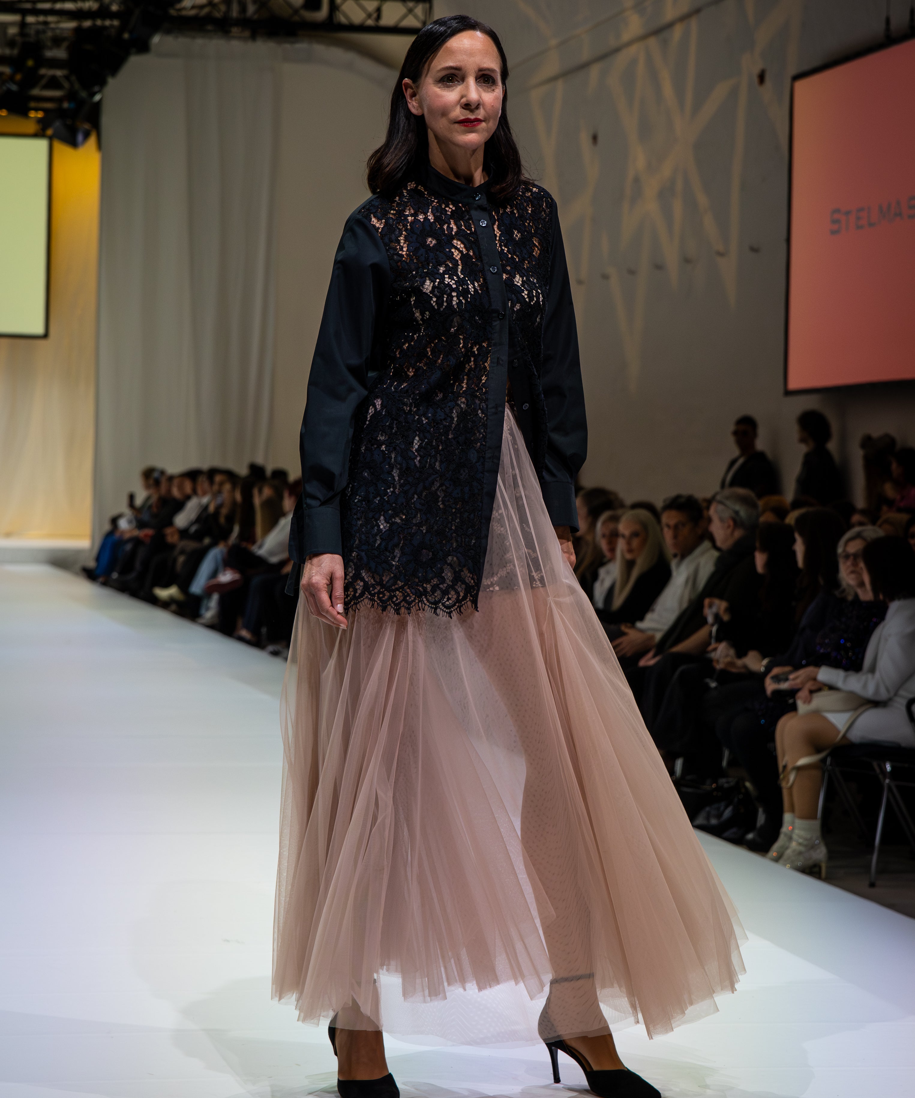Nude Skirt - Studio183