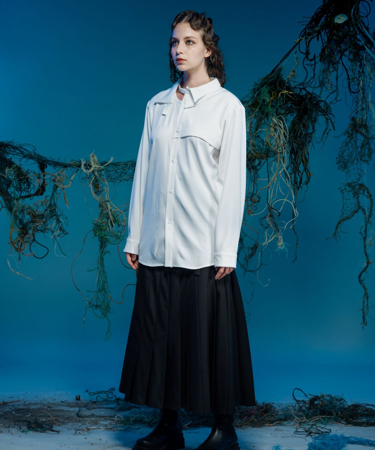 Collar Deconstructed Transformative Shirt - Studio183