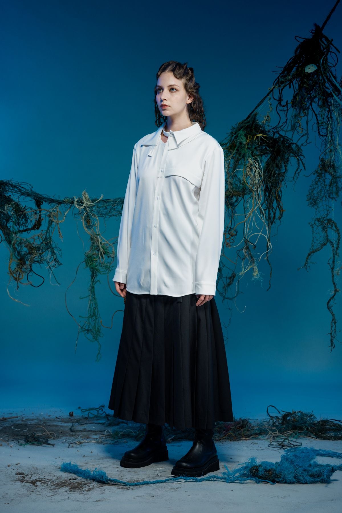 Collar Deconstructed Transformative Shirt - Studio183