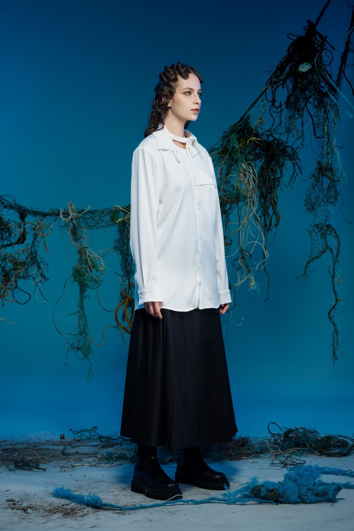 Collar Deconstructed Transformative Shirt - Studio183