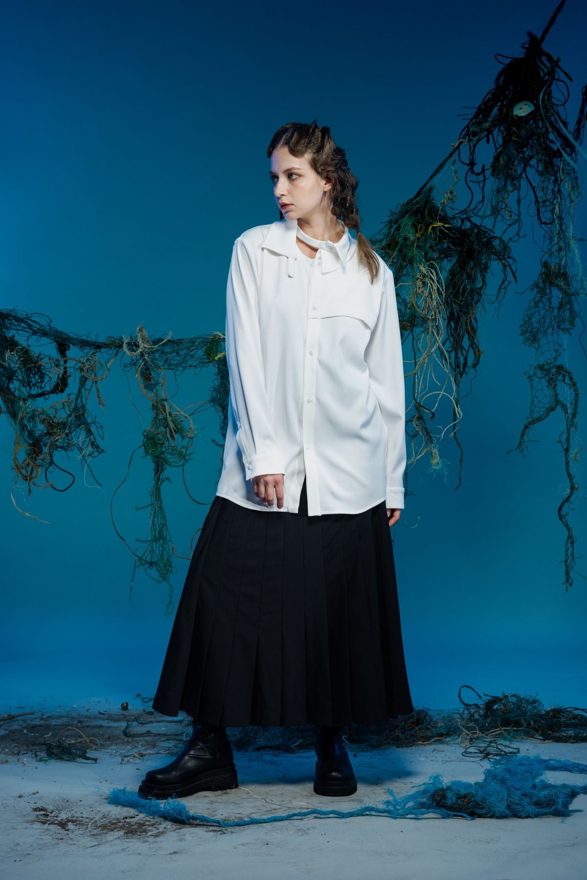 Collar Deconstructed Transformative Shirt - Studio183