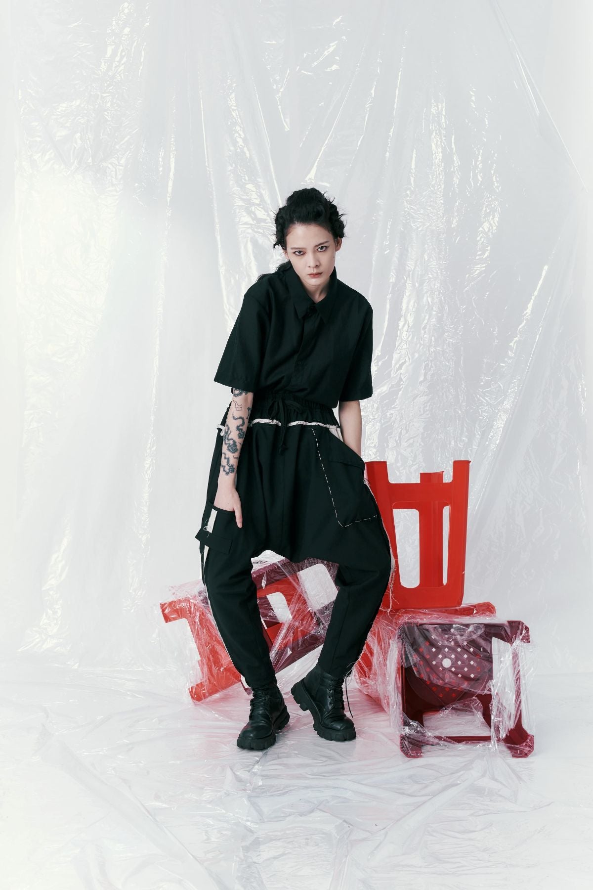 Deconstructed Multi-Pocket Contour Low-Rise Pants - Studio183