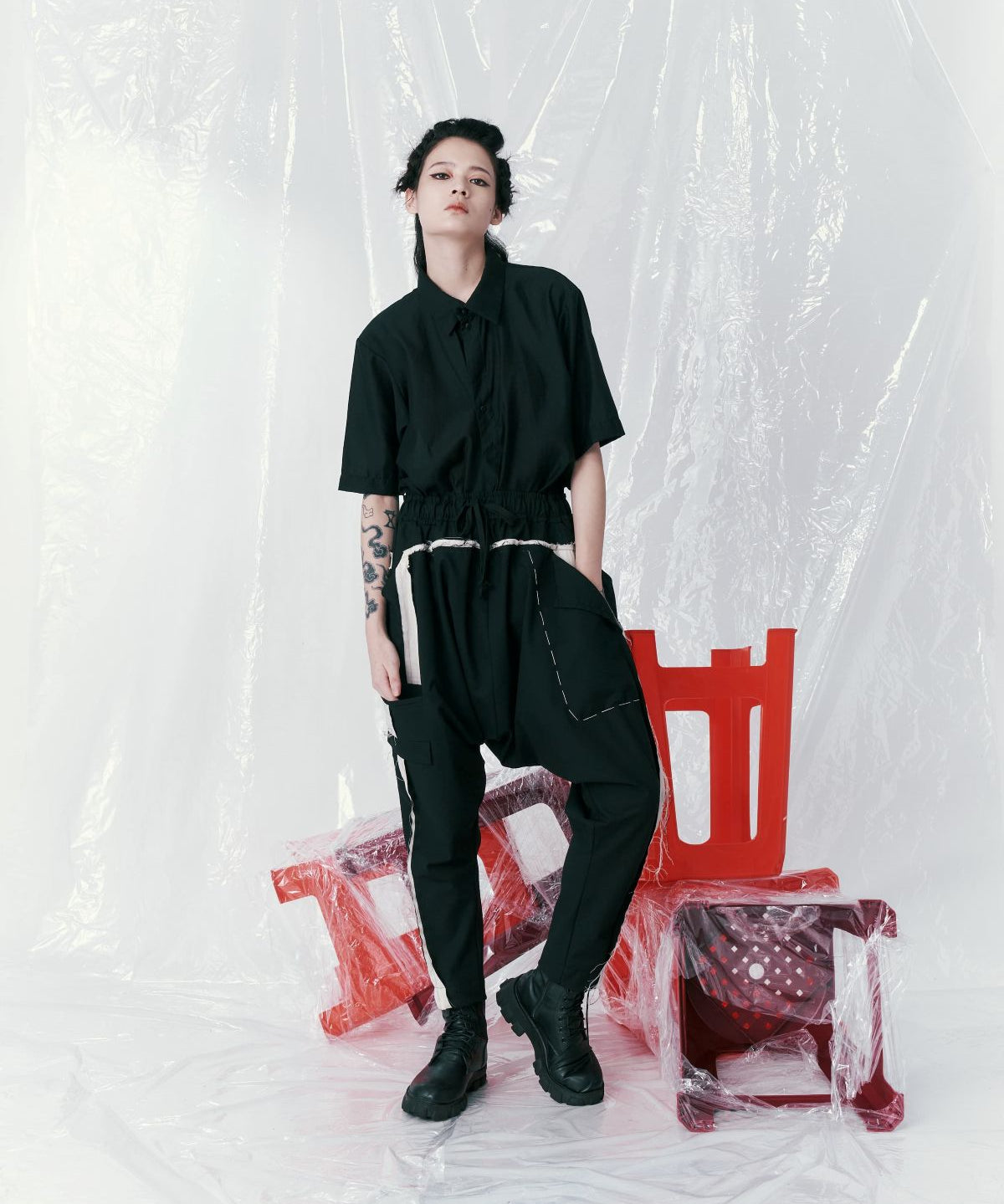 Deconstructed Multi-Pocket Contour Low-Rise Pants - Studio183