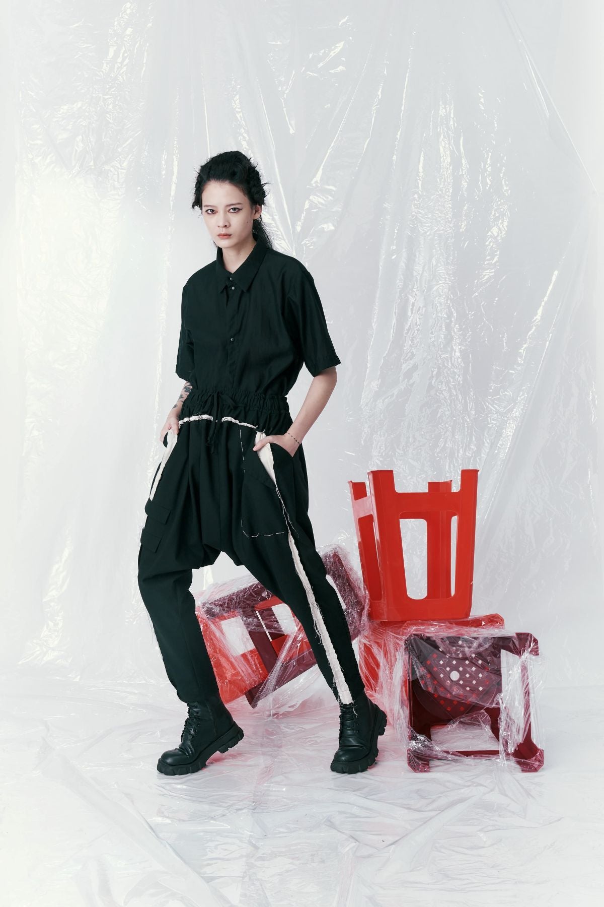 Deconstructed Multi-Pocket Contour Low-Rise Pants - Studio183