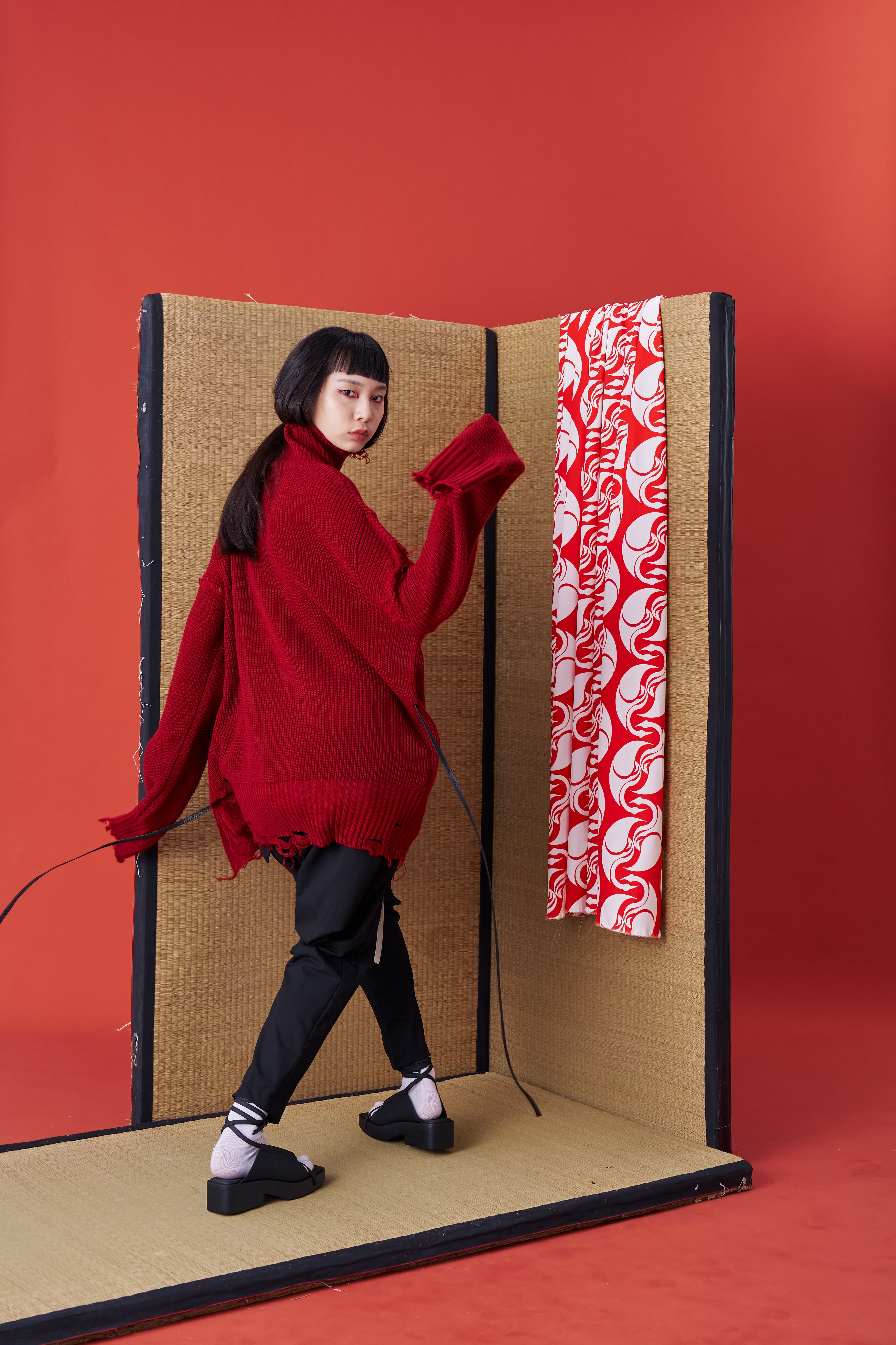 Deconstructed Sweater Red - Studio183