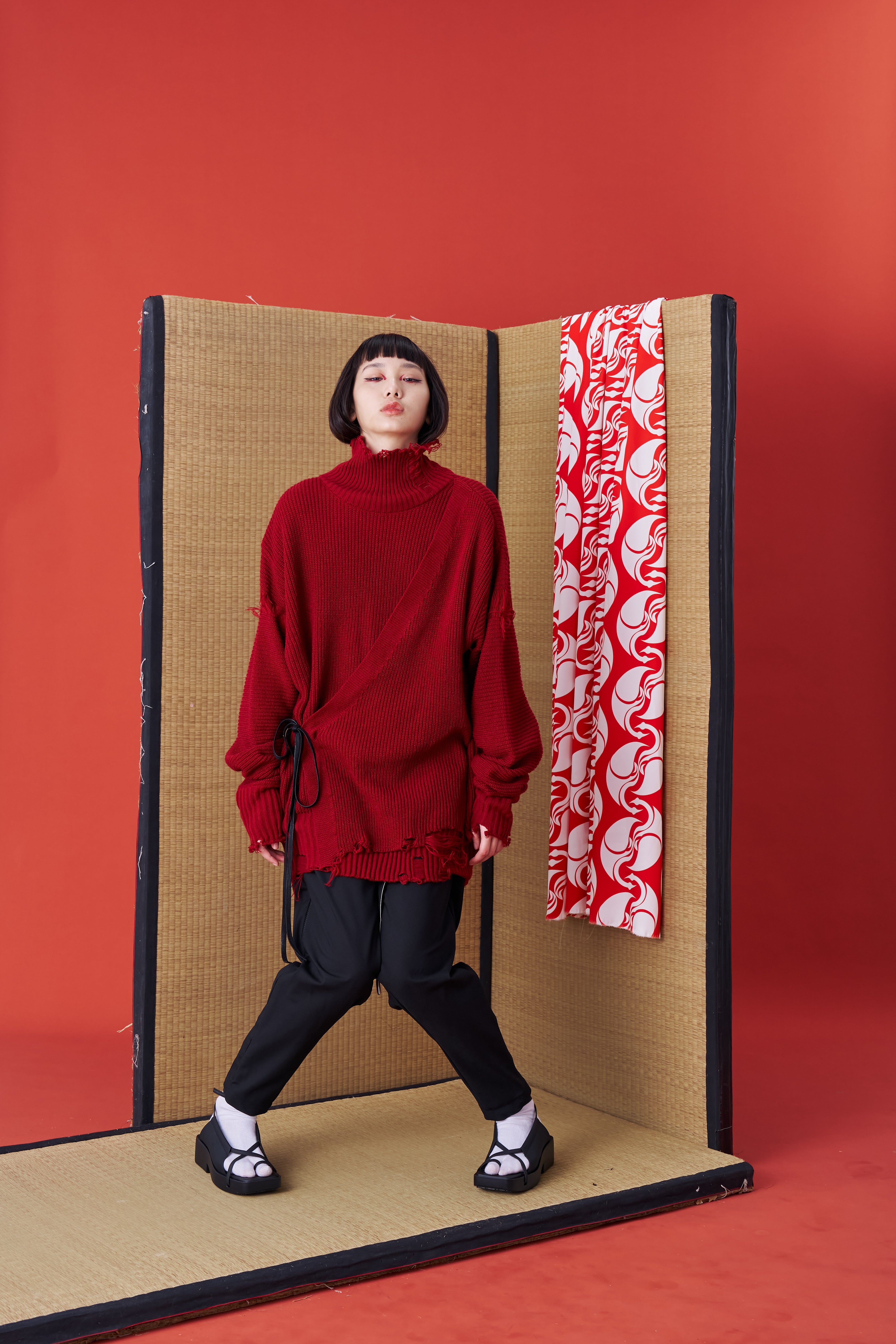 Deconstructed Sweater Red - Studio183