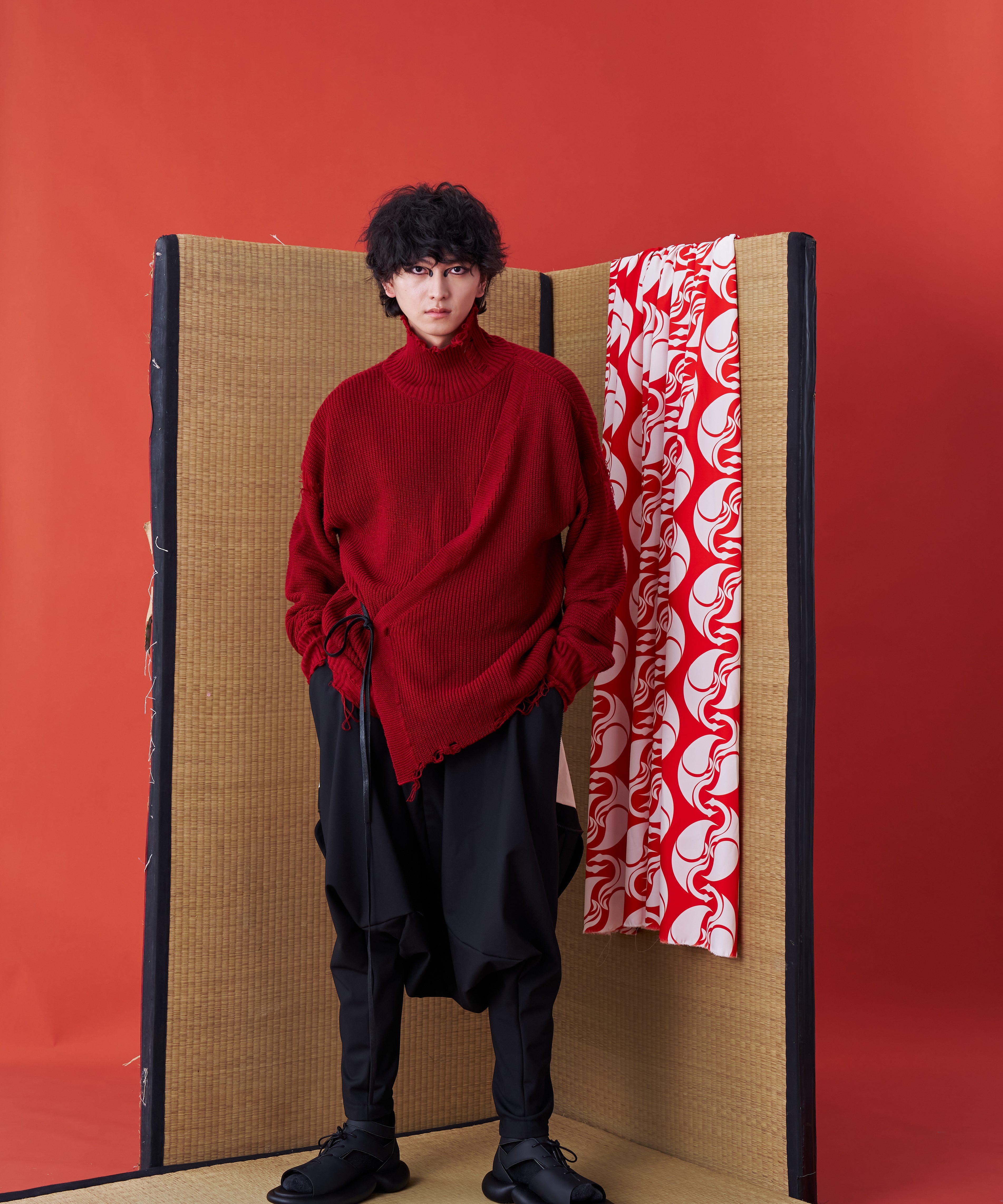 Deconstructed Sweater Red - Studio183