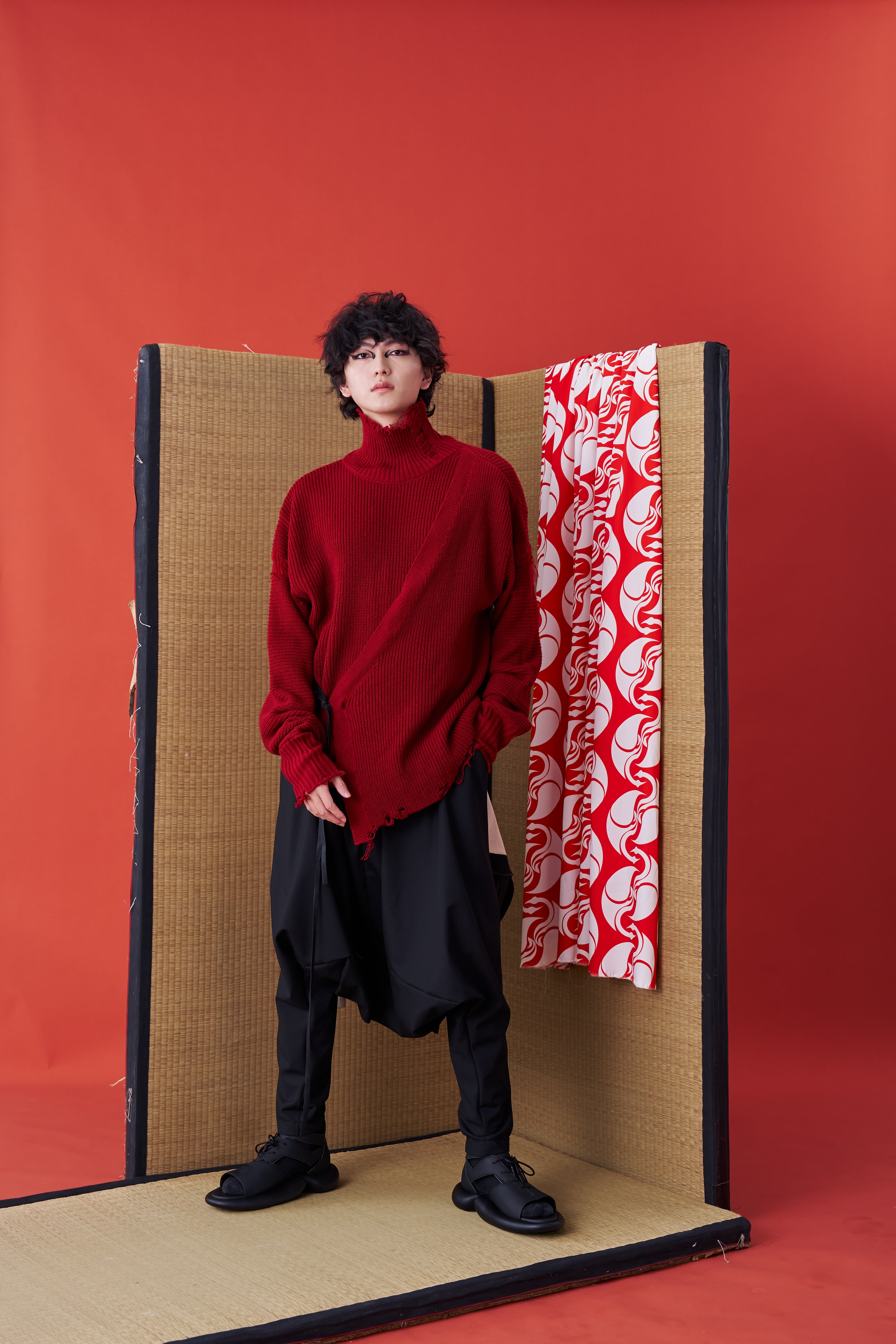 Deconstructed Sweater Red - Studio183
