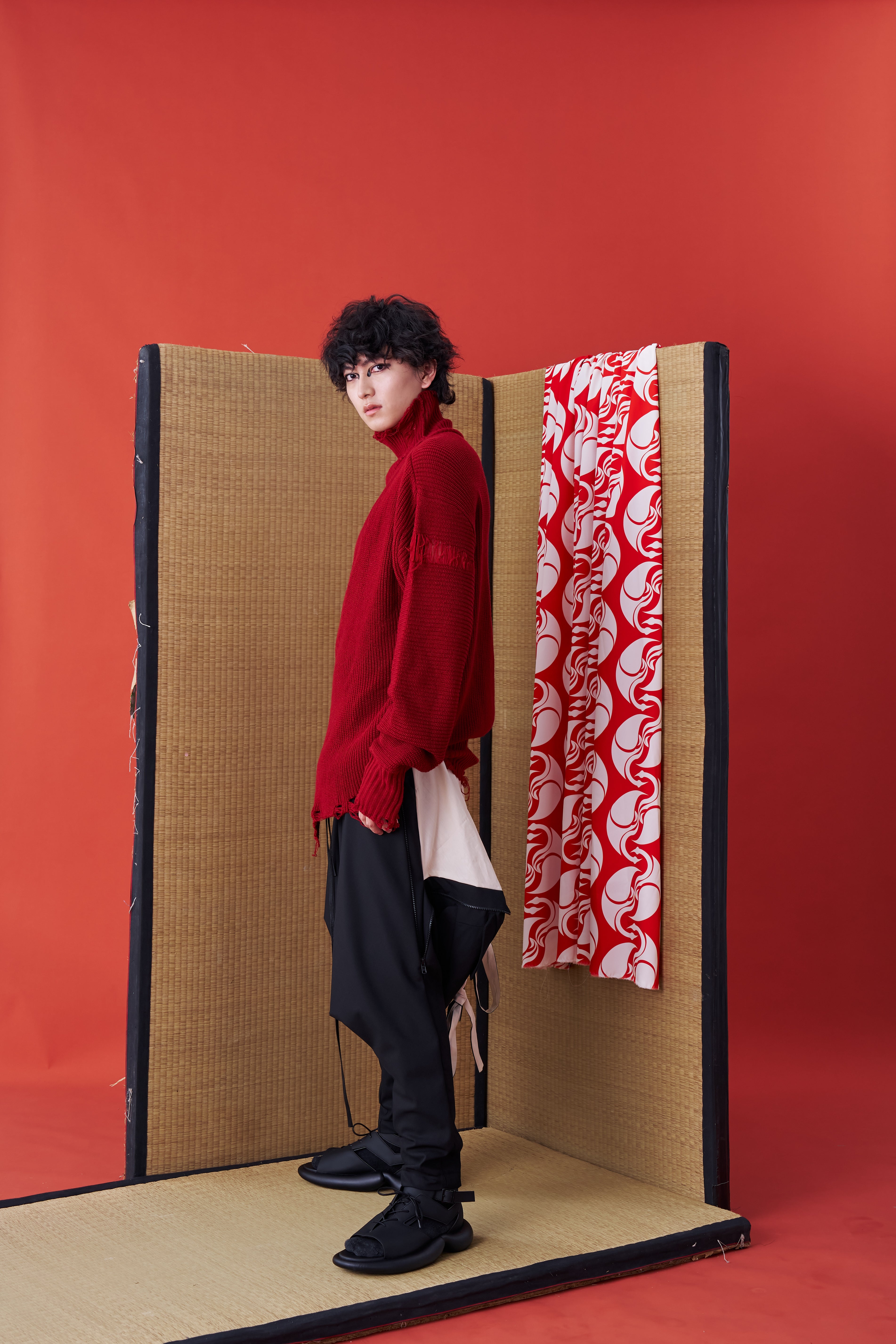 Deconstructed Sweater Red - Studio183
