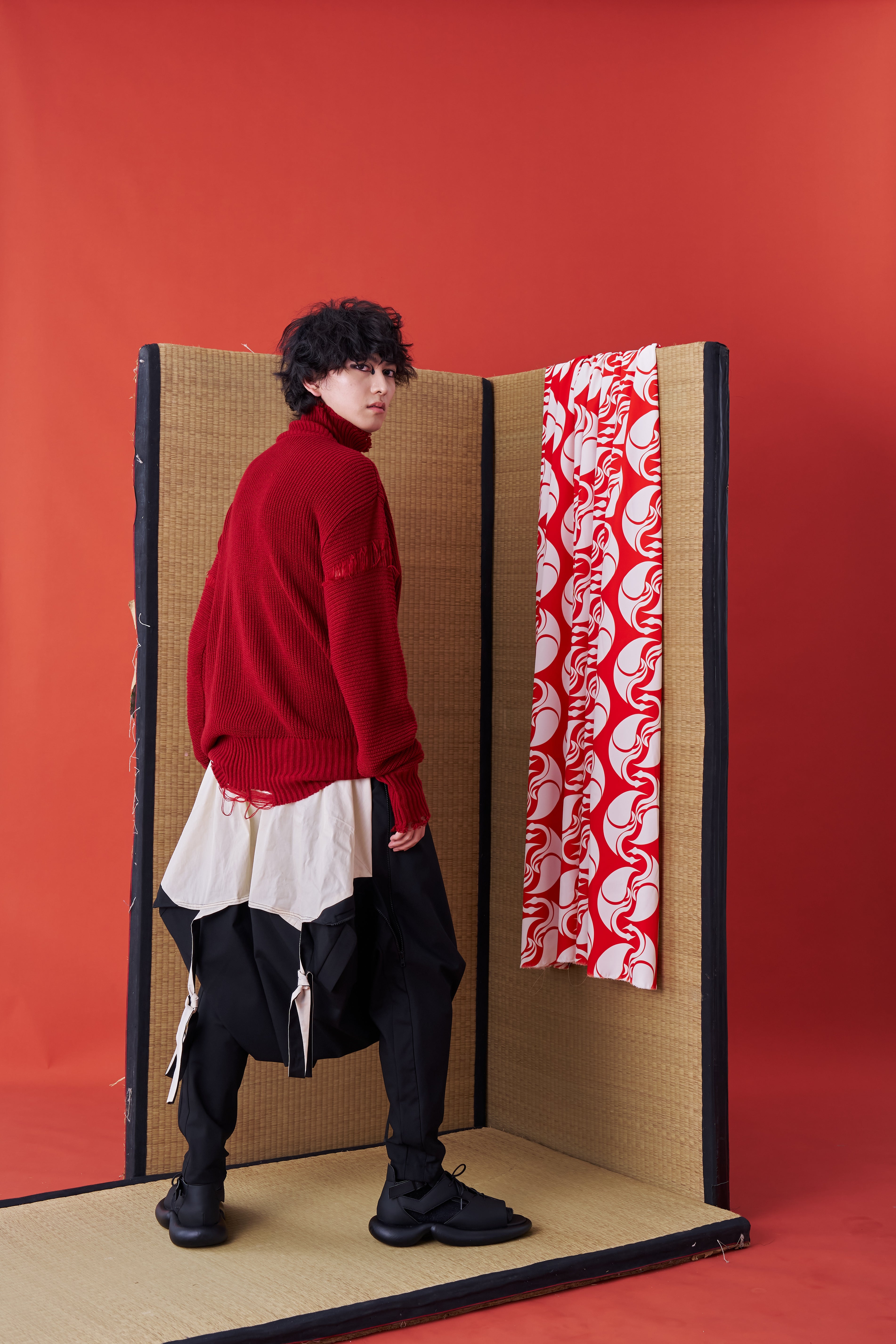 Deconstructed Sweater Red - Studio183