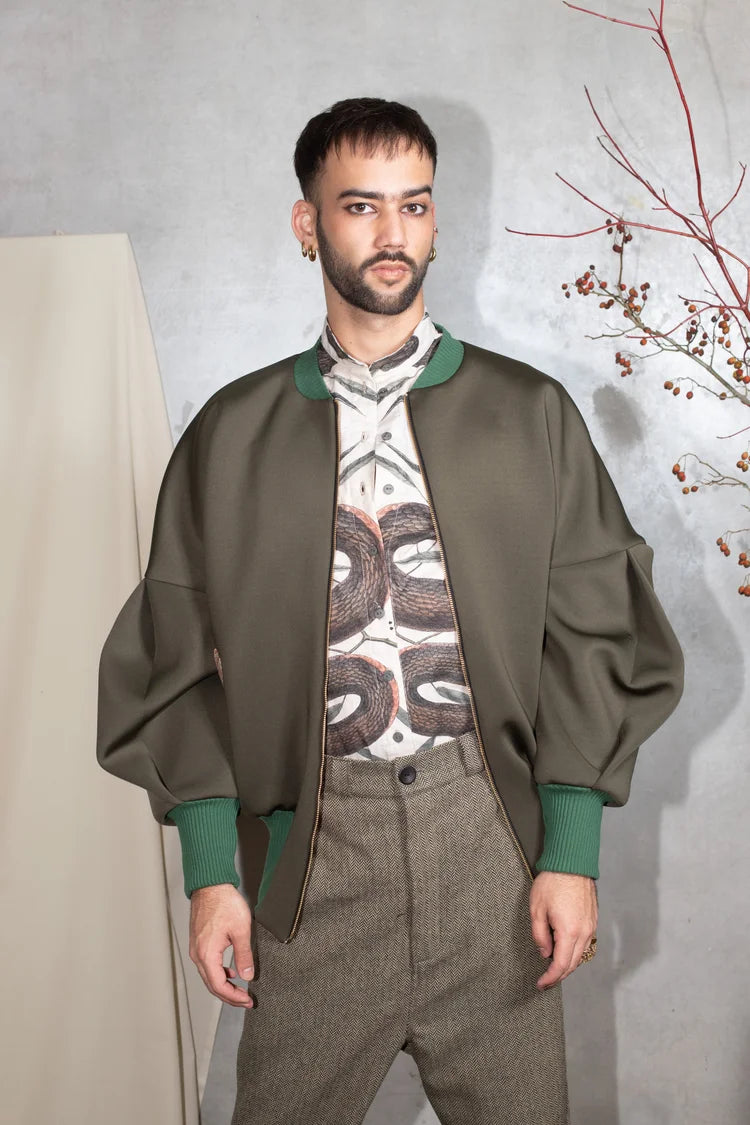 Snake Bomber