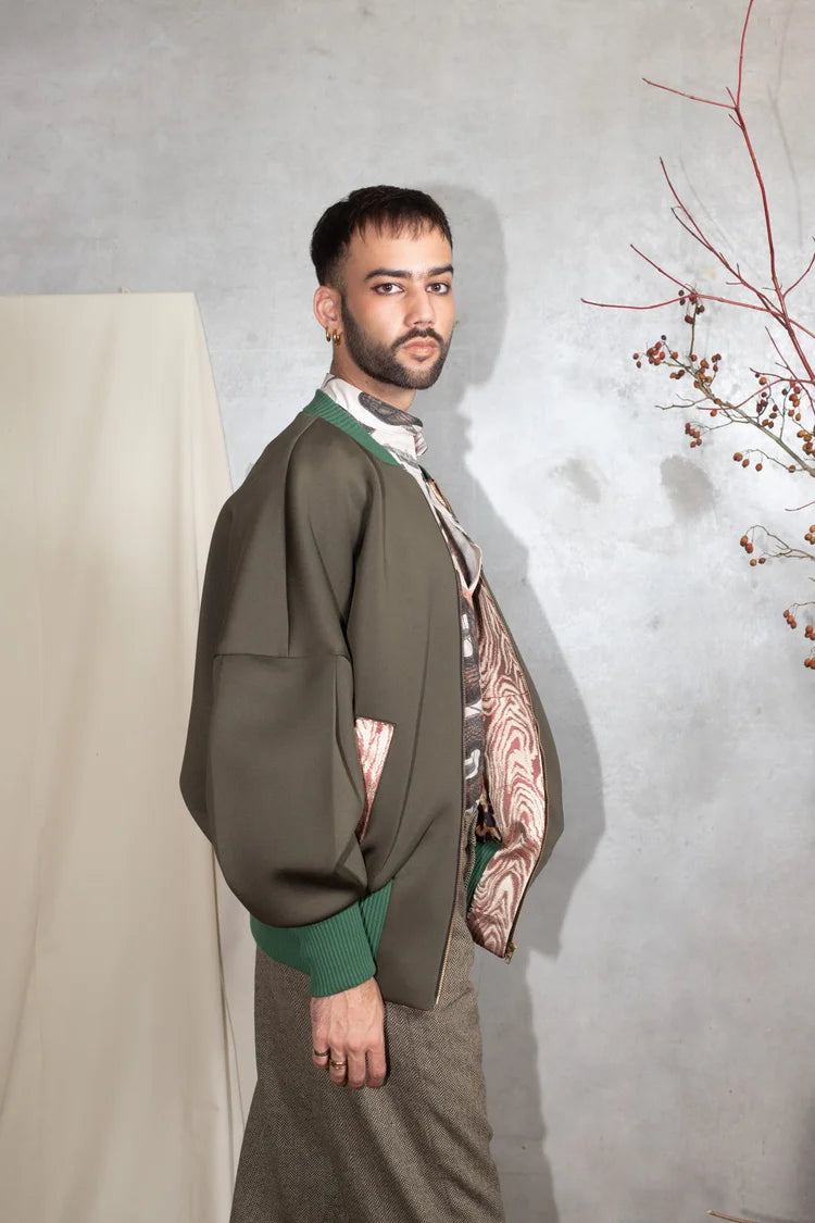 Snake Bomber