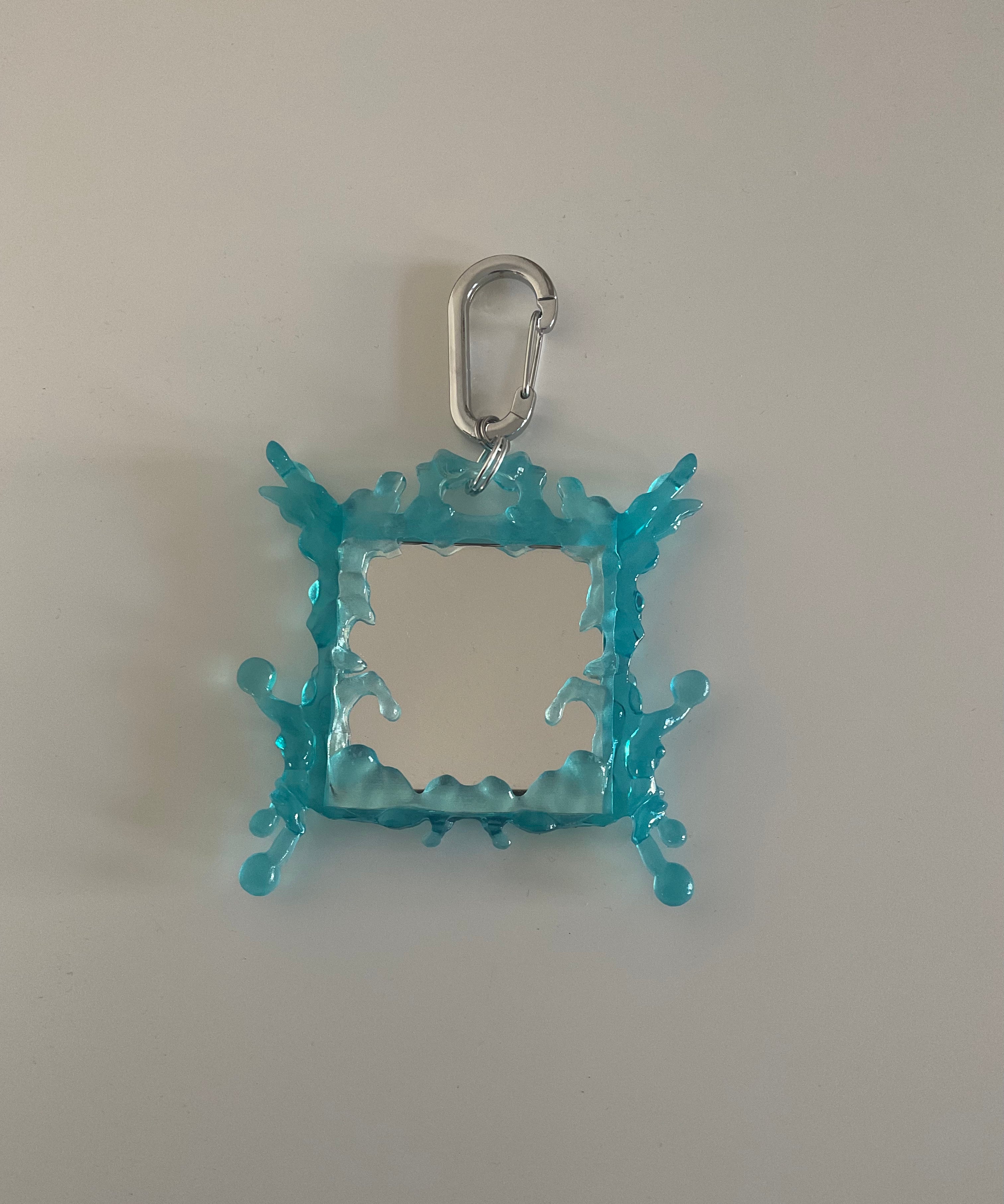 Mirror_Charm_Blue - Studio183