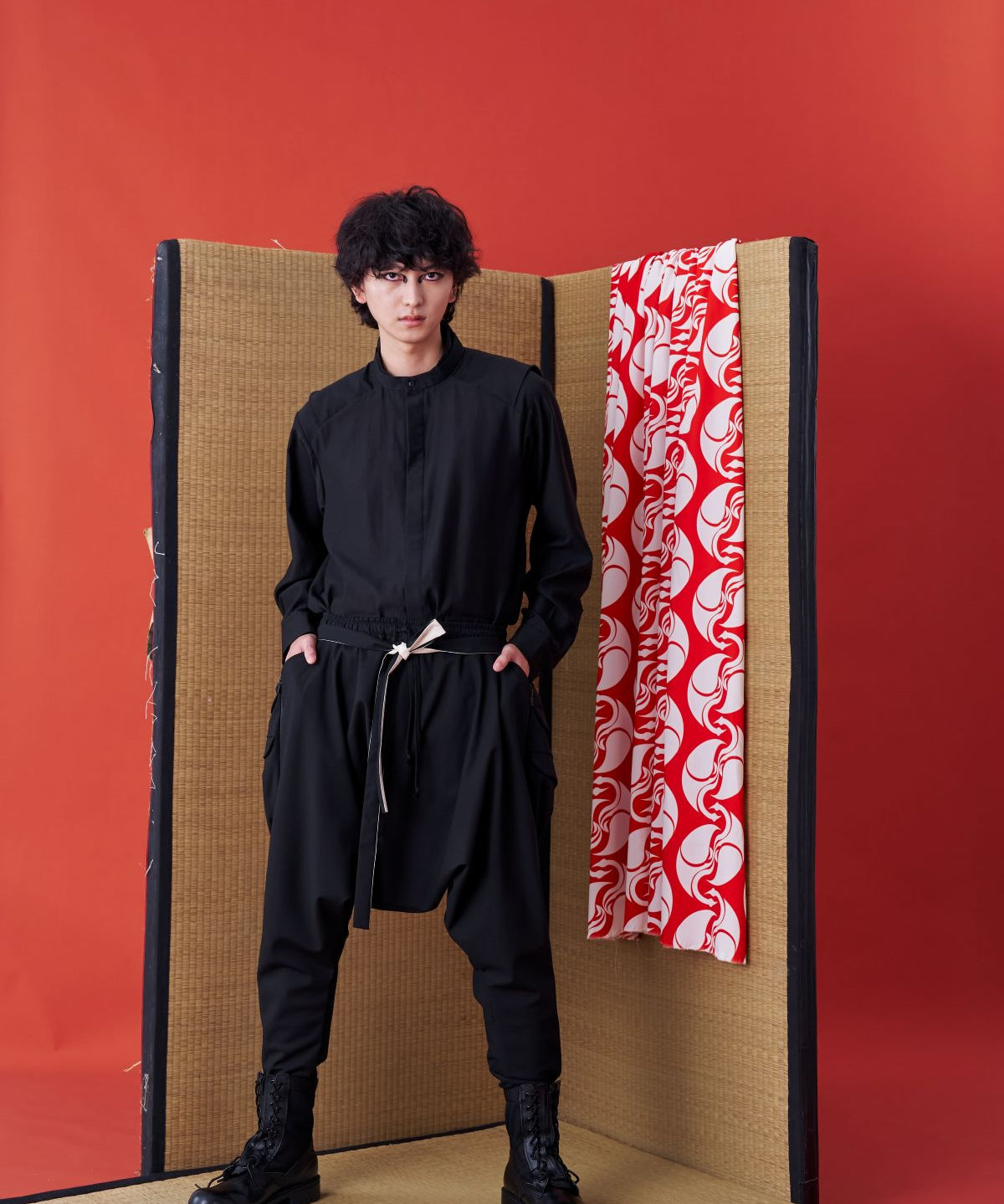 Back deconstructed color-blocked low-rise pants - Studio183