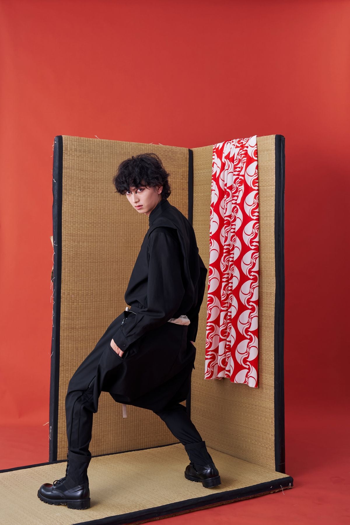 Back deconstructed color-blocked low-rise pants - Studio183