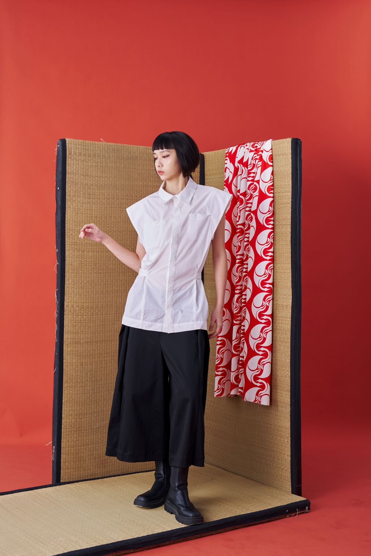 Deconstructed Sleeveless Jinbei Shirt White - Studio183