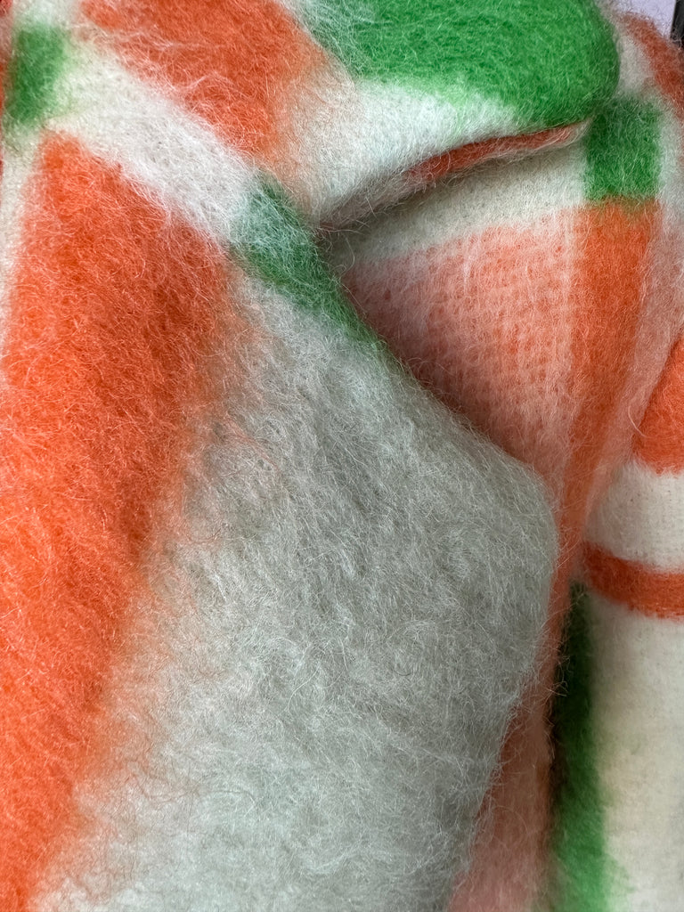 Orange Tartan HUG ME Info
