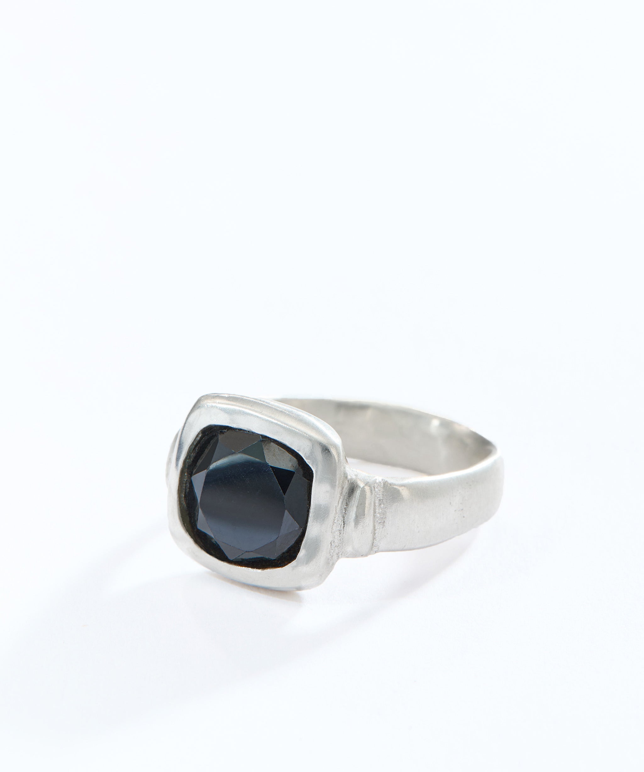 Night Ring - Studio183